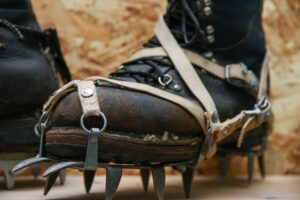 mountaineering boots sale
