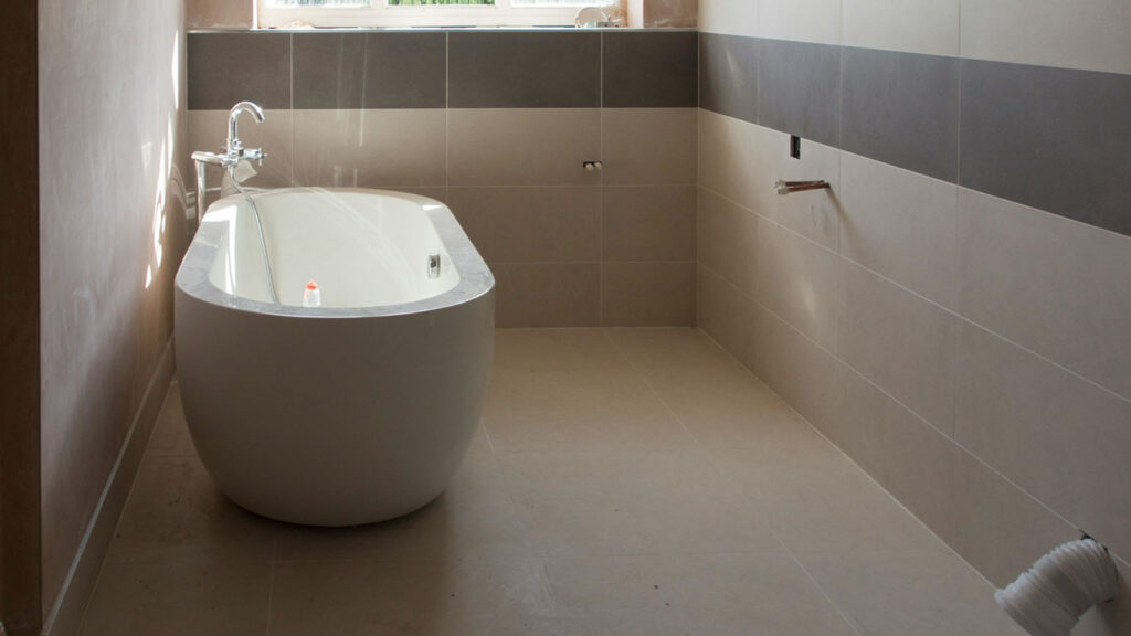 How Bathtub Replacement Services Upgrade Comfort Effortlessly on ecomparefx